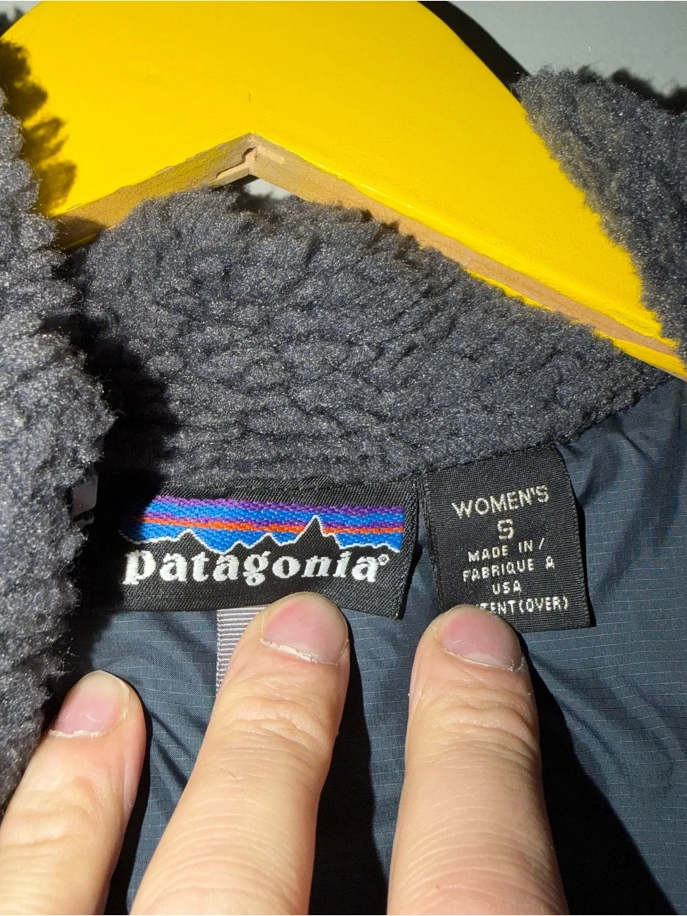 Patagonia small black fleece jacket with quilted lining vintage - Picture 5 of 7
